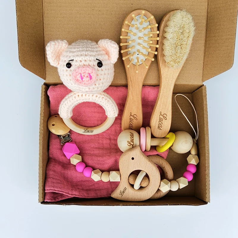 Set Regalo Bebé: Cepillo Madera Personalizado + Sonajero Lana Natural